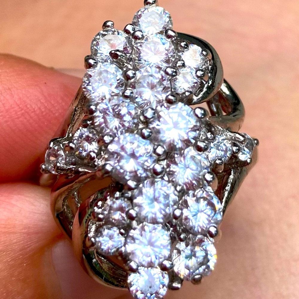 “Fruit Bowl” of round white sapphires! 15 carats!